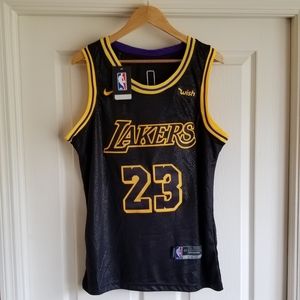 Nike | Shirts | Lebron James La Lakers 
